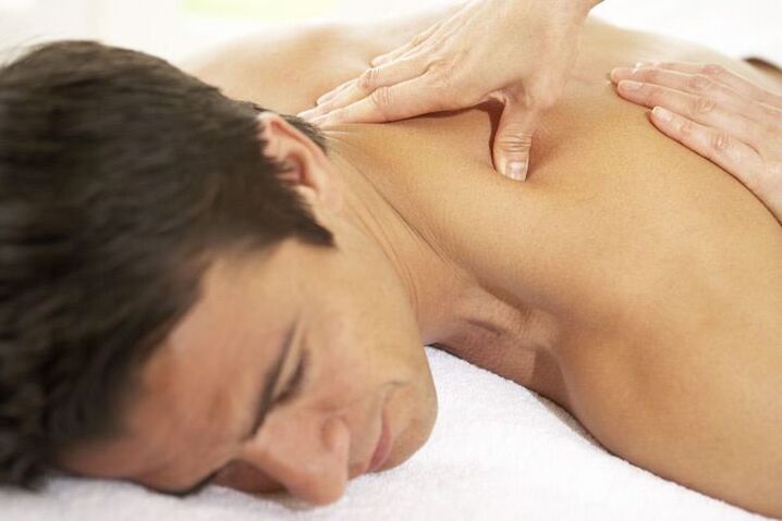 Масажата е корисна за третман и превенција на остеохондроза на цервикалниот 'рбет