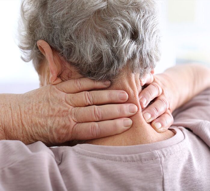 Симптомите на цервикалната остеохондроза укажуваат на потребата за лекување на болеста