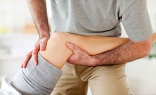 Масажа на колена за артритис